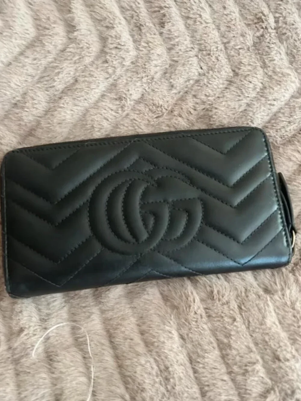 Gucci Black Quilted Leather Zip-Around Wallet with Gold Double G
